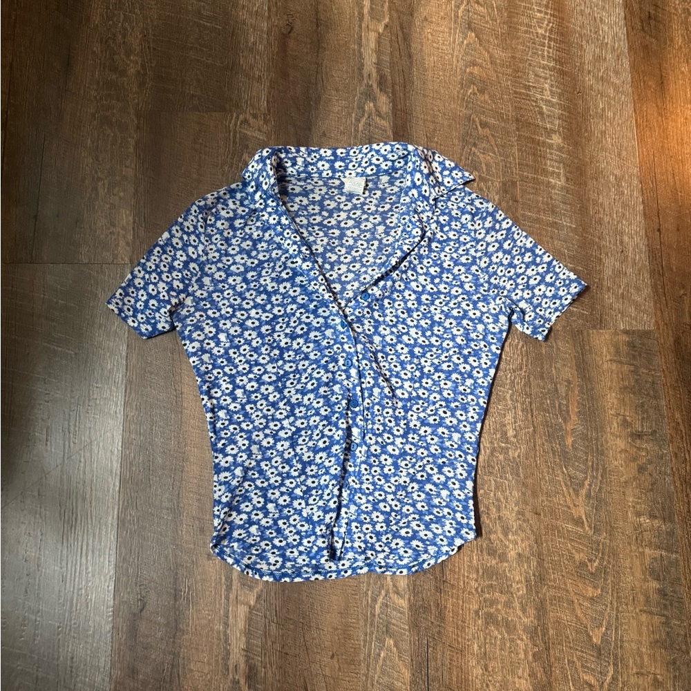 Blue and White Short Sleeve Button Down Shirt